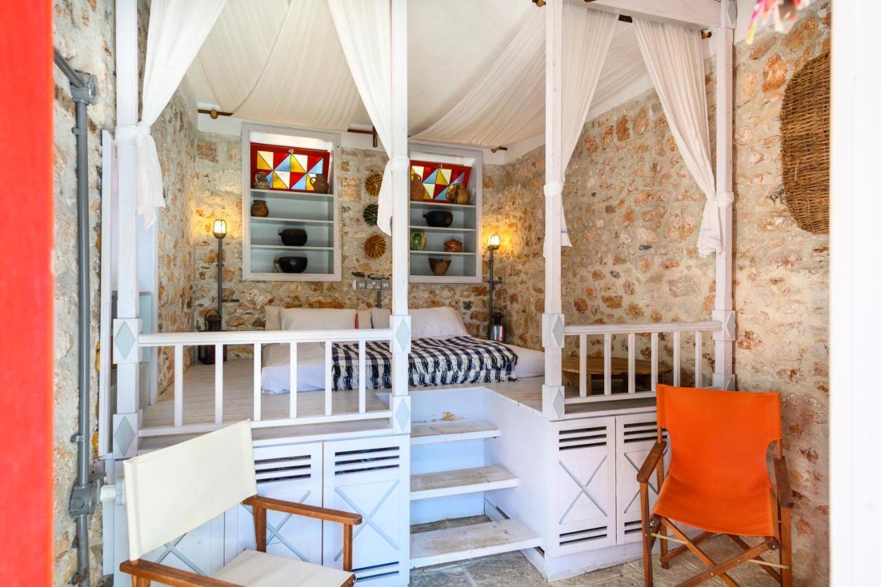 Aphrodite Villas Halki - Studio Rosa Exterior photo